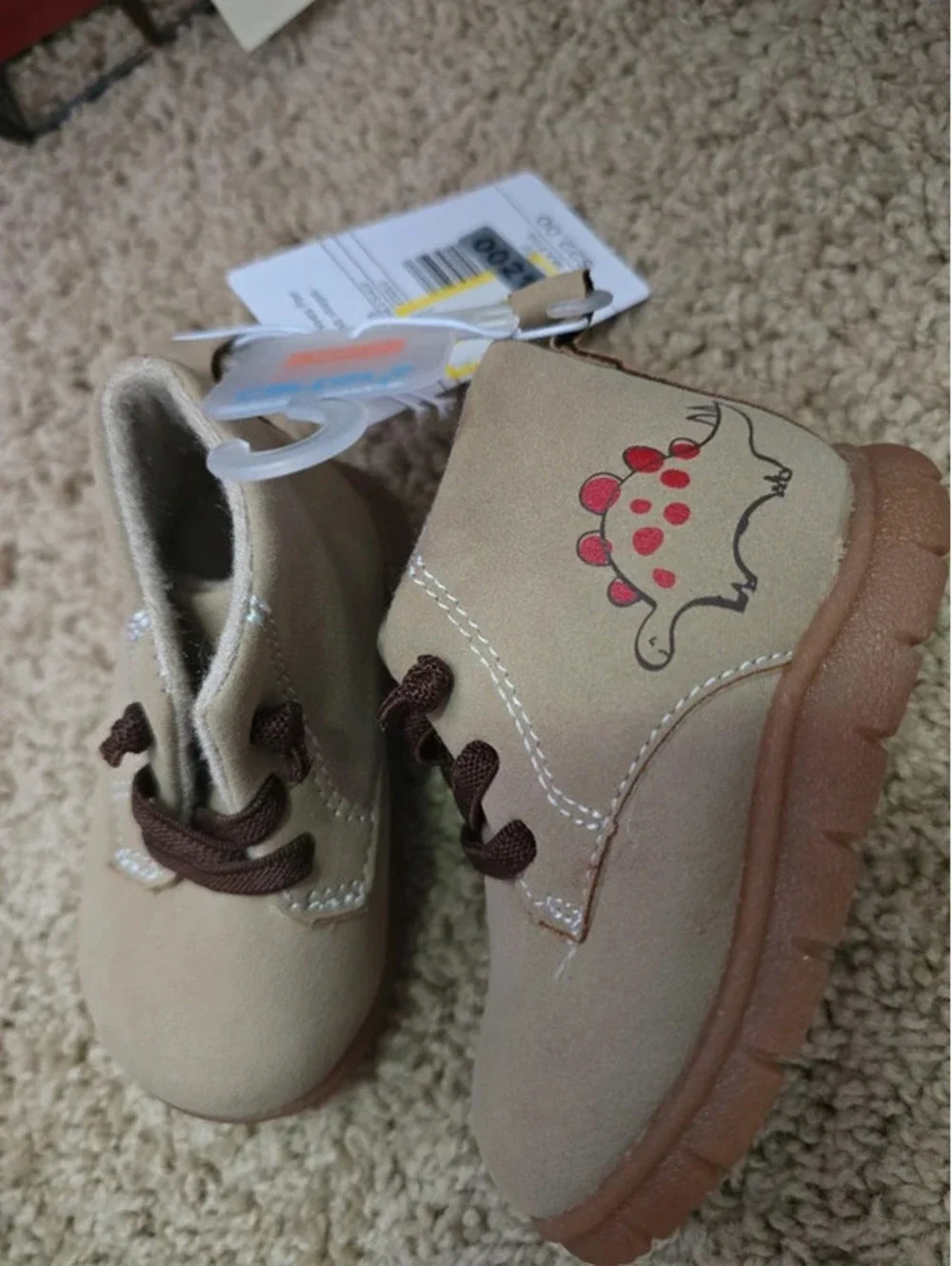 Size 3 brand new boots from carter's item, 21 bin 18